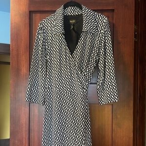Laundry by Shelli Segal retro wrap dress-good condition